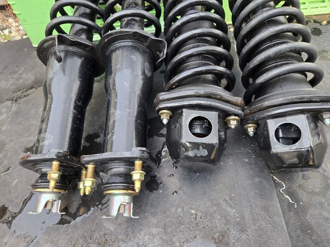 １７クラウン　ロイヤル 純正サスペンション
