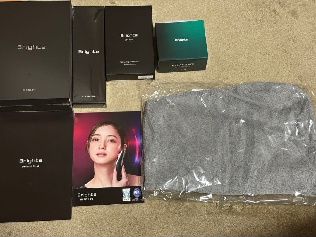 Brighte ELEKI LIFT 美顔器　ELEKI COMB セット