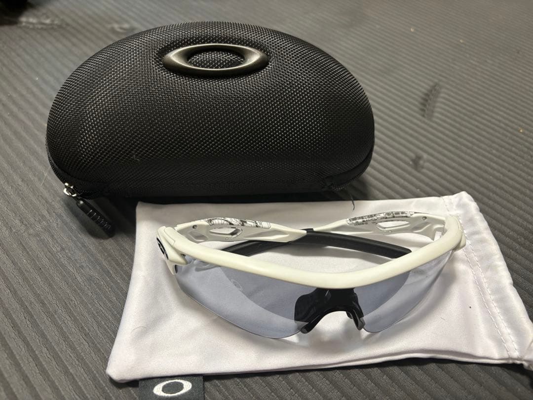 OAKLEY RADARLOCK PATH スポーツサングラス