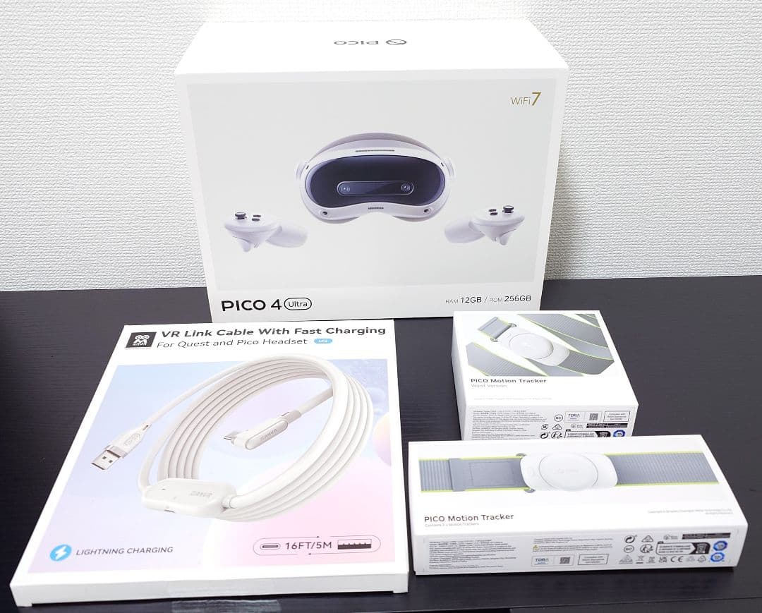 PICO 4 Ultra VRヘッドセット 付属品付き