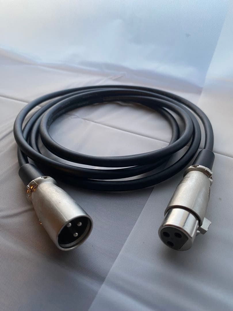 オーディオテクニカ AT2035 コンデンサーマイク　XLRケーブル付き