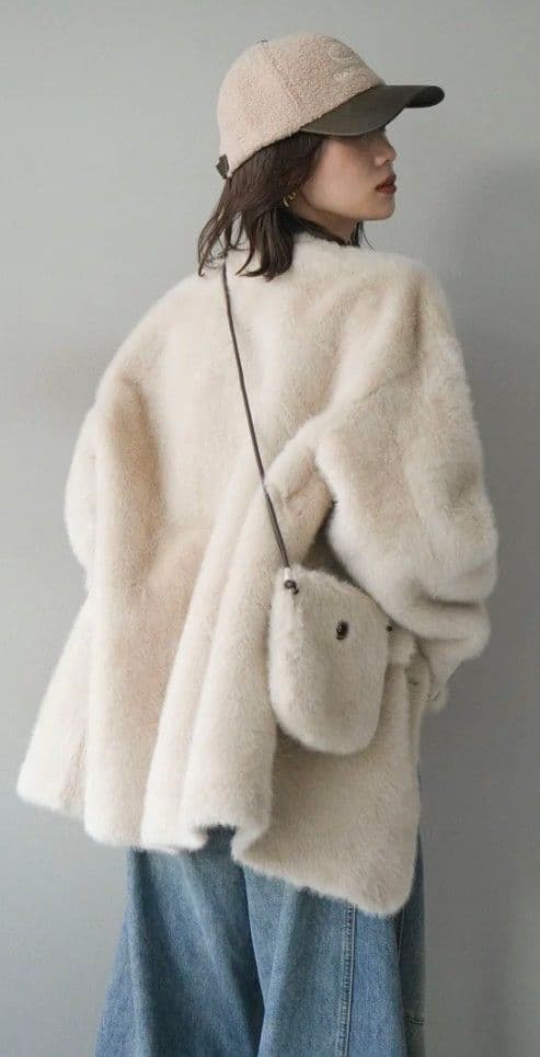 〈新品未使用タグ付〉Lumier バッグ付ノーカラーコート/ベージュ