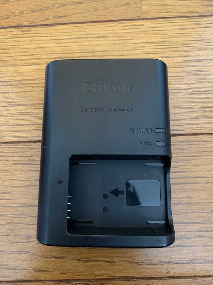 【中古品】Canon ミラーレス一眼カメラEOS M100+付属品セット