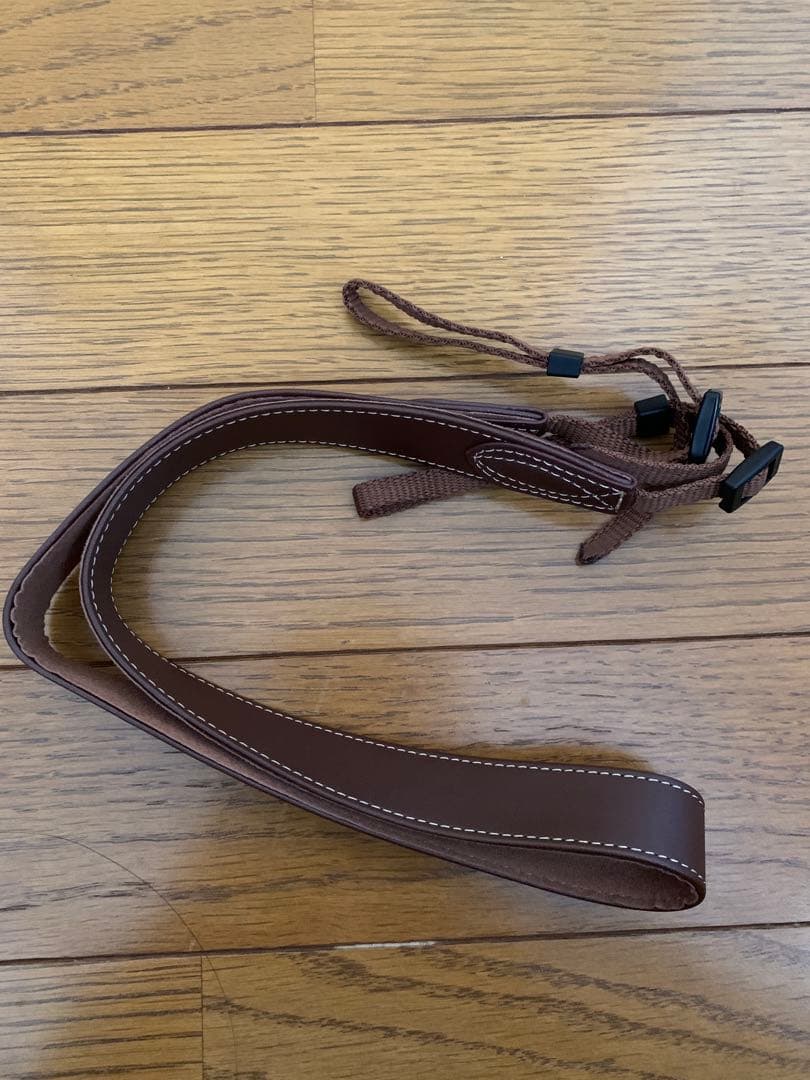 【中古品】Canon ミラーレス一眼カメラEOS M100+付属品セット