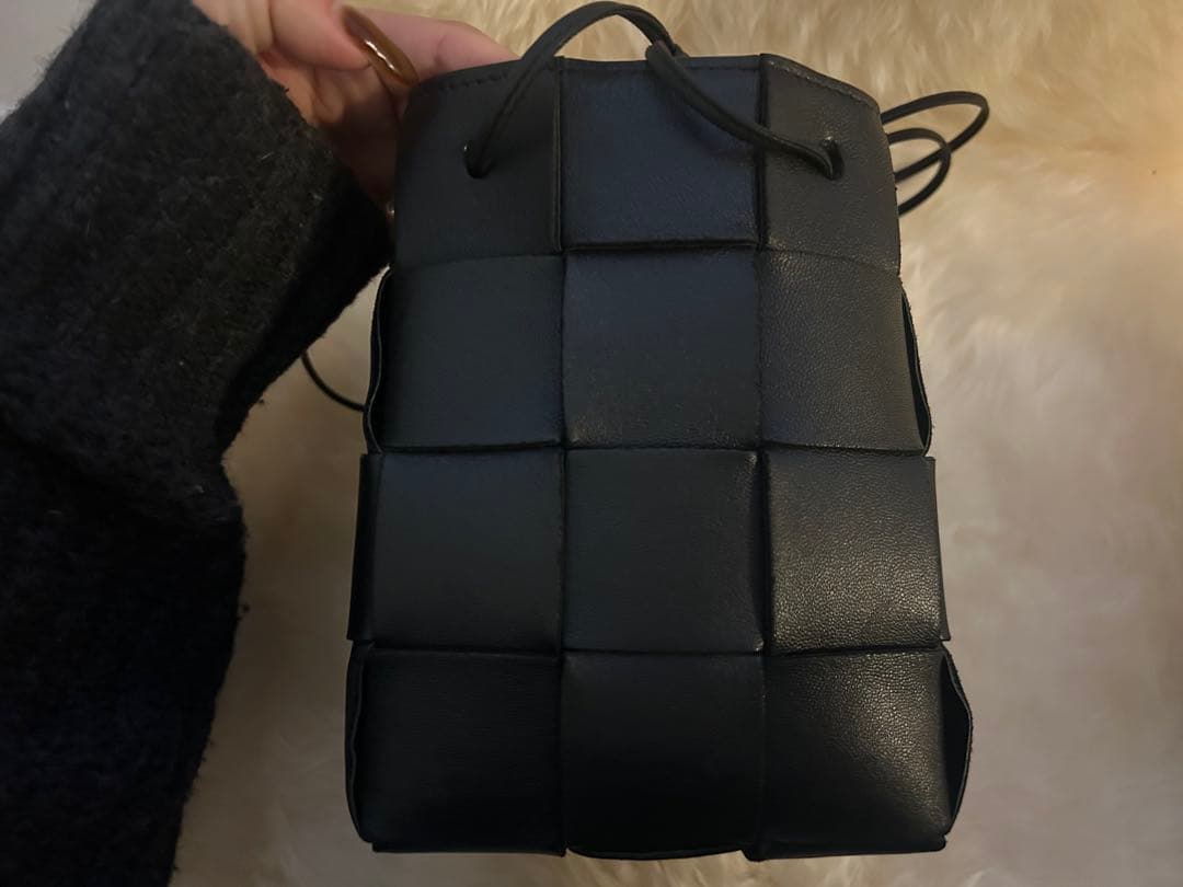 ボッテガヴェネタ　スモールカセットバッグ