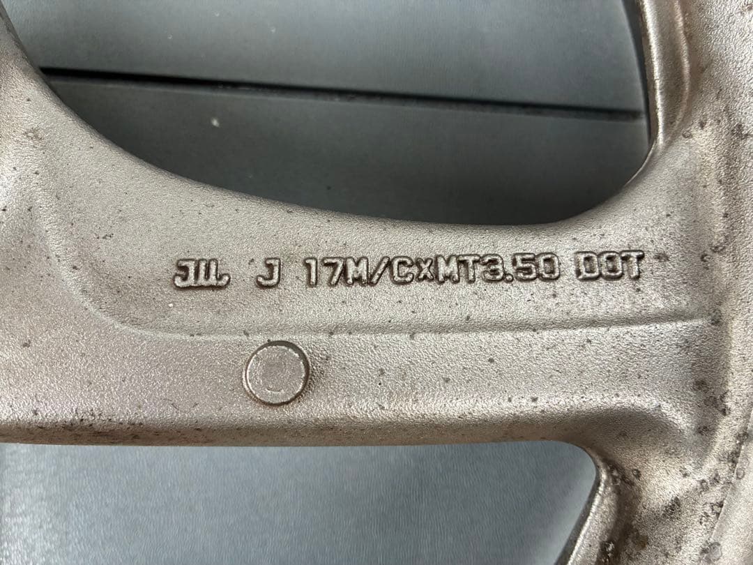 cb400sf nc39.nc42 純正フロントホイール