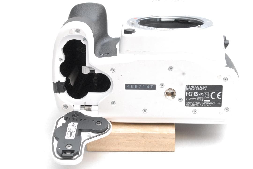 PENTAX K-50/PENTAX 18-55mm (良品）