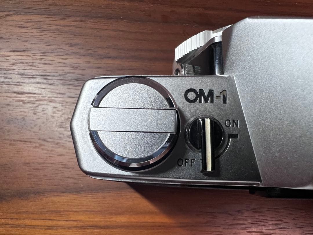オリンパス OLYMPUS OM-1 クロームボディ