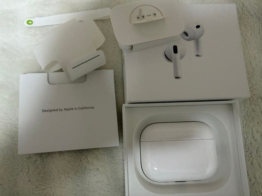ほぼ新品★AppleCare2年付Apple AirPods Pro 第3世代