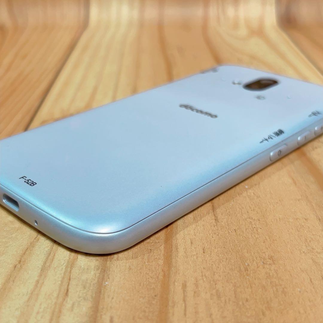 SIMフリー 本体 らくらくスマートフォン 64GB 414 ホワイト 電池良好