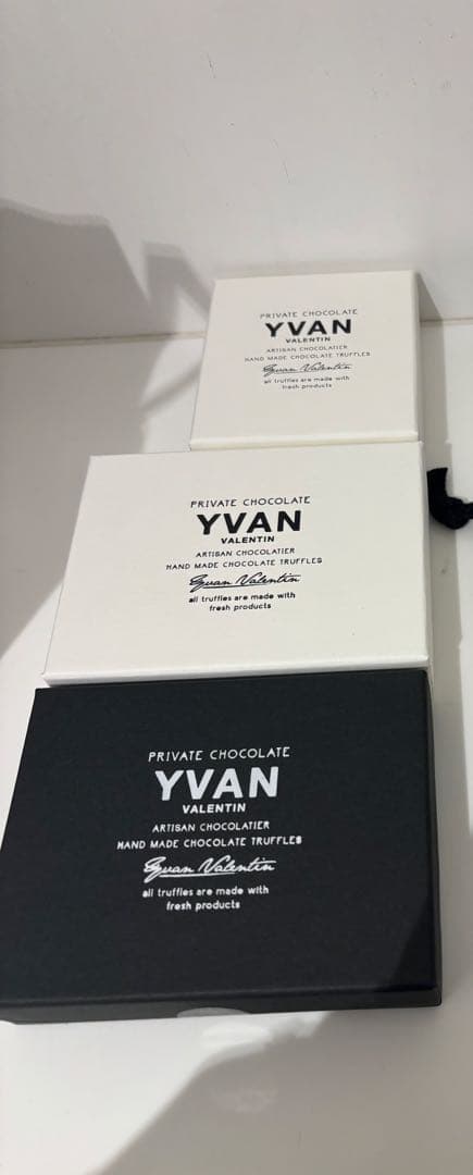 イヴァン・ヴァレンティン YVAN トリュフチョコレート セット（送料込！）