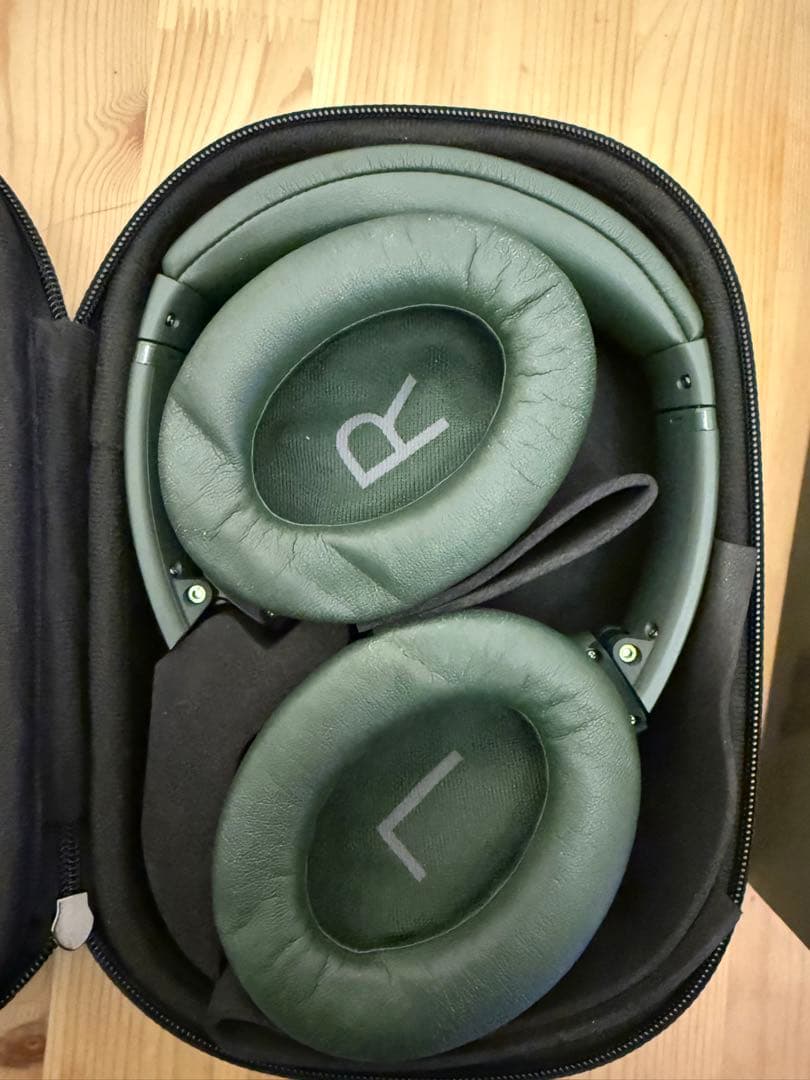 【ほぼ未使用】BOSE QuietComfortサイプレスグリーン