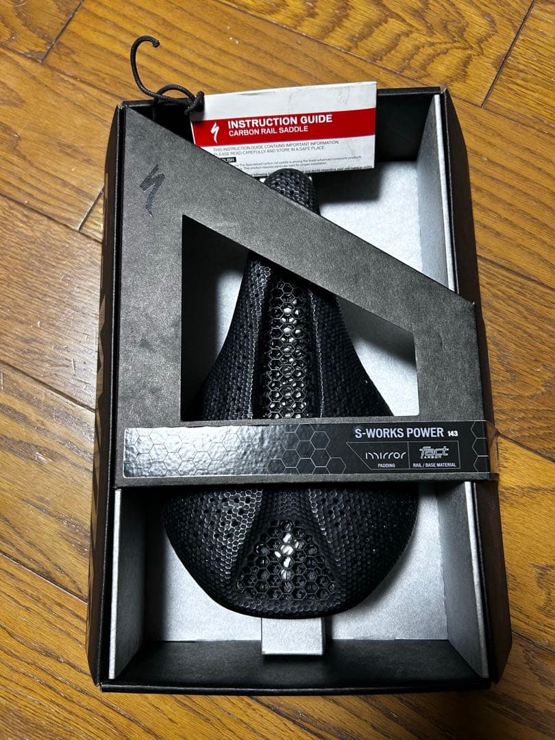 S-WORKS POWER 143 ブラック サドル