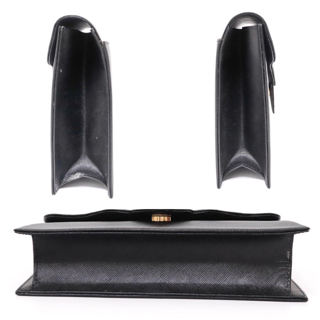 箱付き イヴサンローラン　カサンドラロゴ　クラッチバッグ　サフィアーノ　レザー