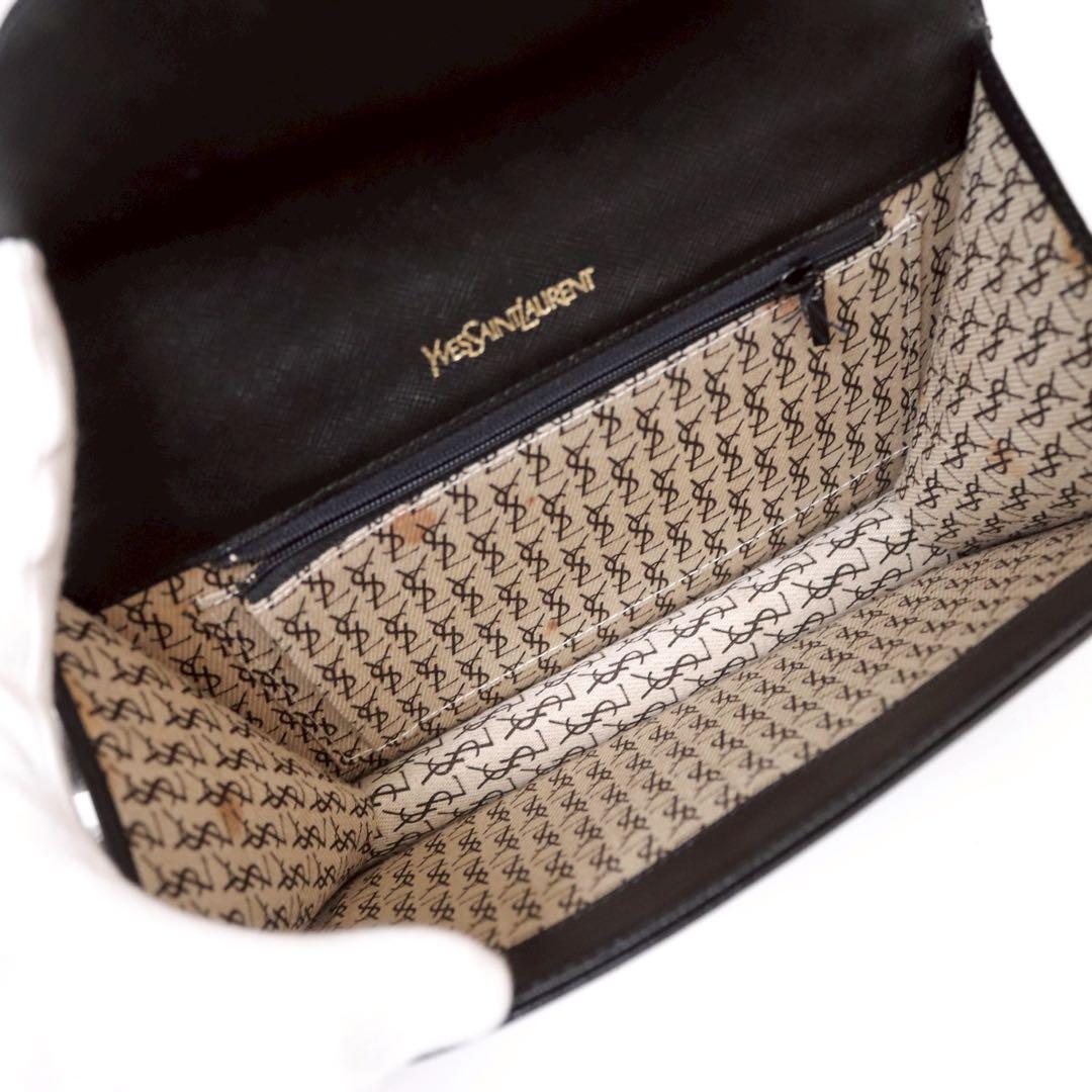 箱付き イヴサンローラン　カサンドラロゴ　クラッチバッグ　サフィアーノ　レザー