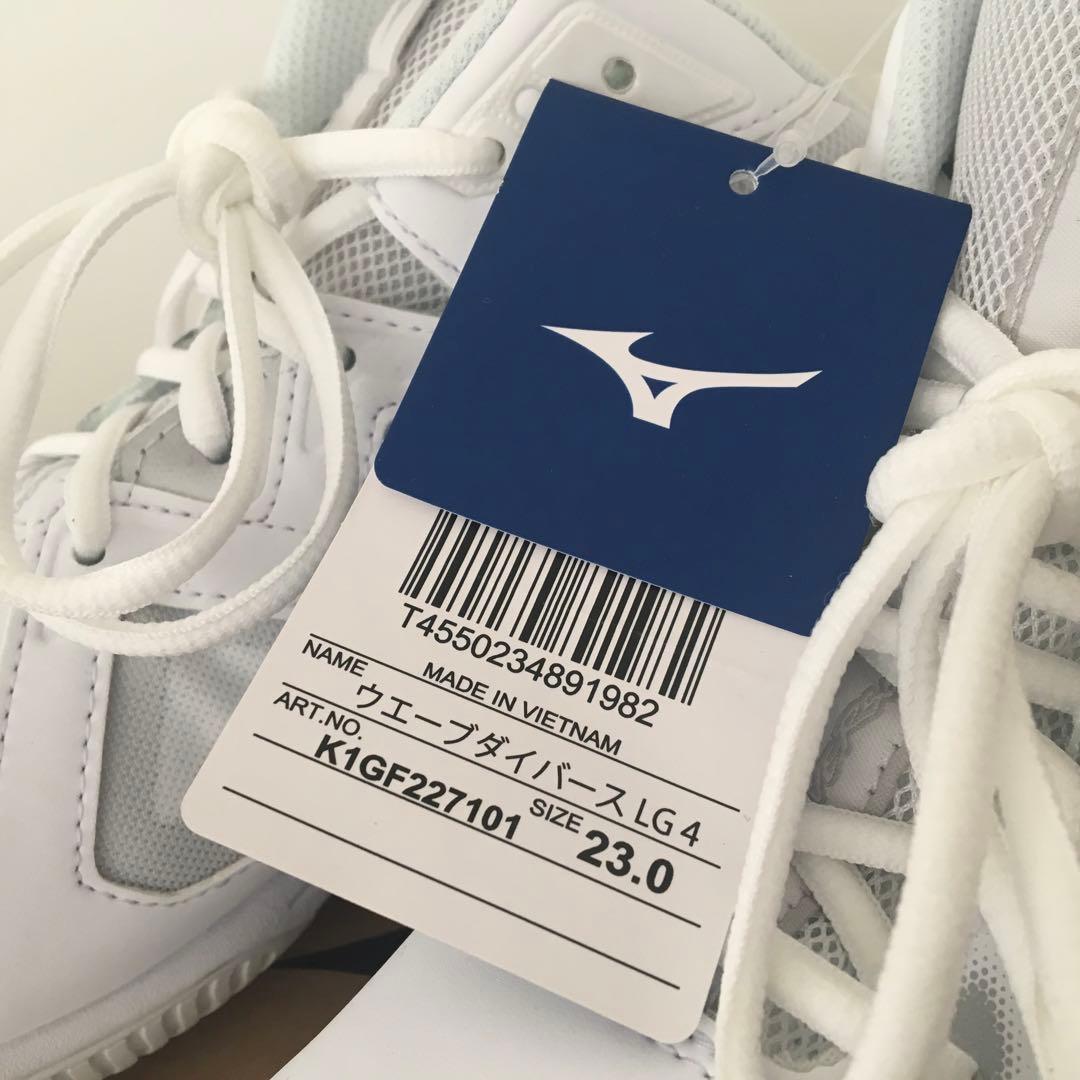 sarada　新品未使用 ミズノウエーブダイバースLG4 23.0cm