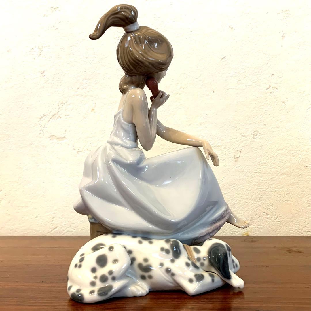 【箱付き美品】リヤドロ(LLADRO)　『大事な電話』 #5466