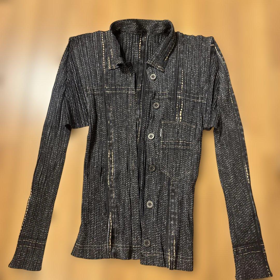 PLEATS PLEASEデニム風 長袖ボタン付きカットソー