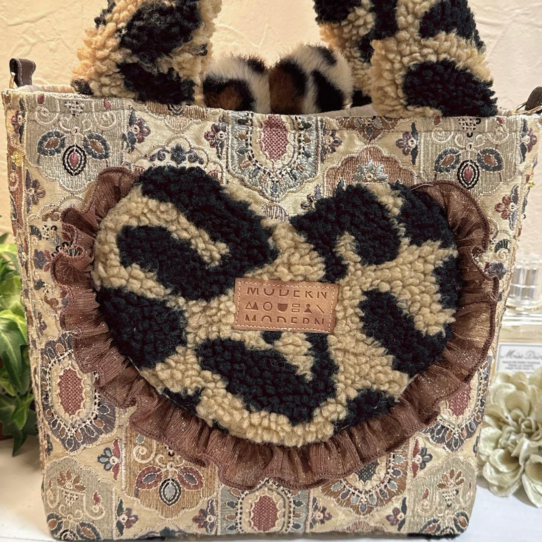 あ*き様 コヤンイサムチョン♡新作カフェオレ色インド刺繍リトルサンダーのトートバ