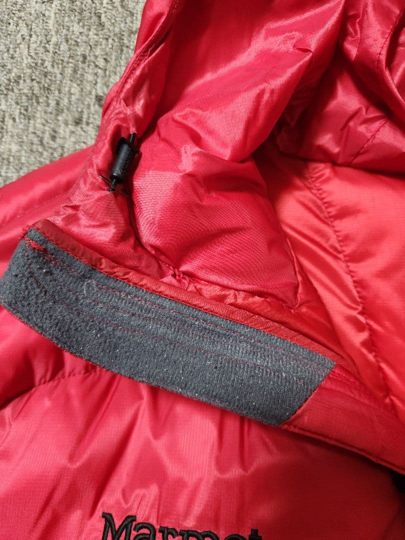 マーモット ダウンジャケット