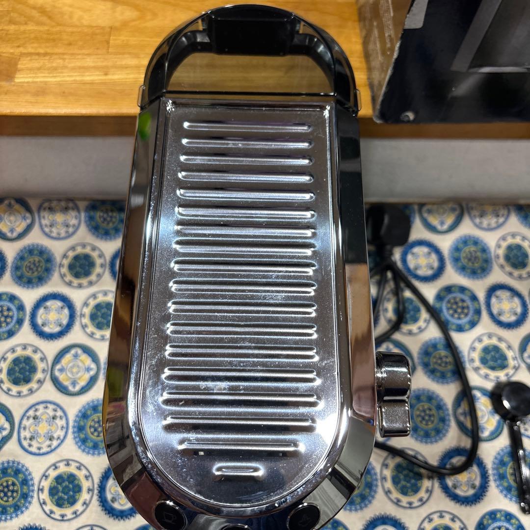 DeLonghi Dedica Style エスプレッソマシン