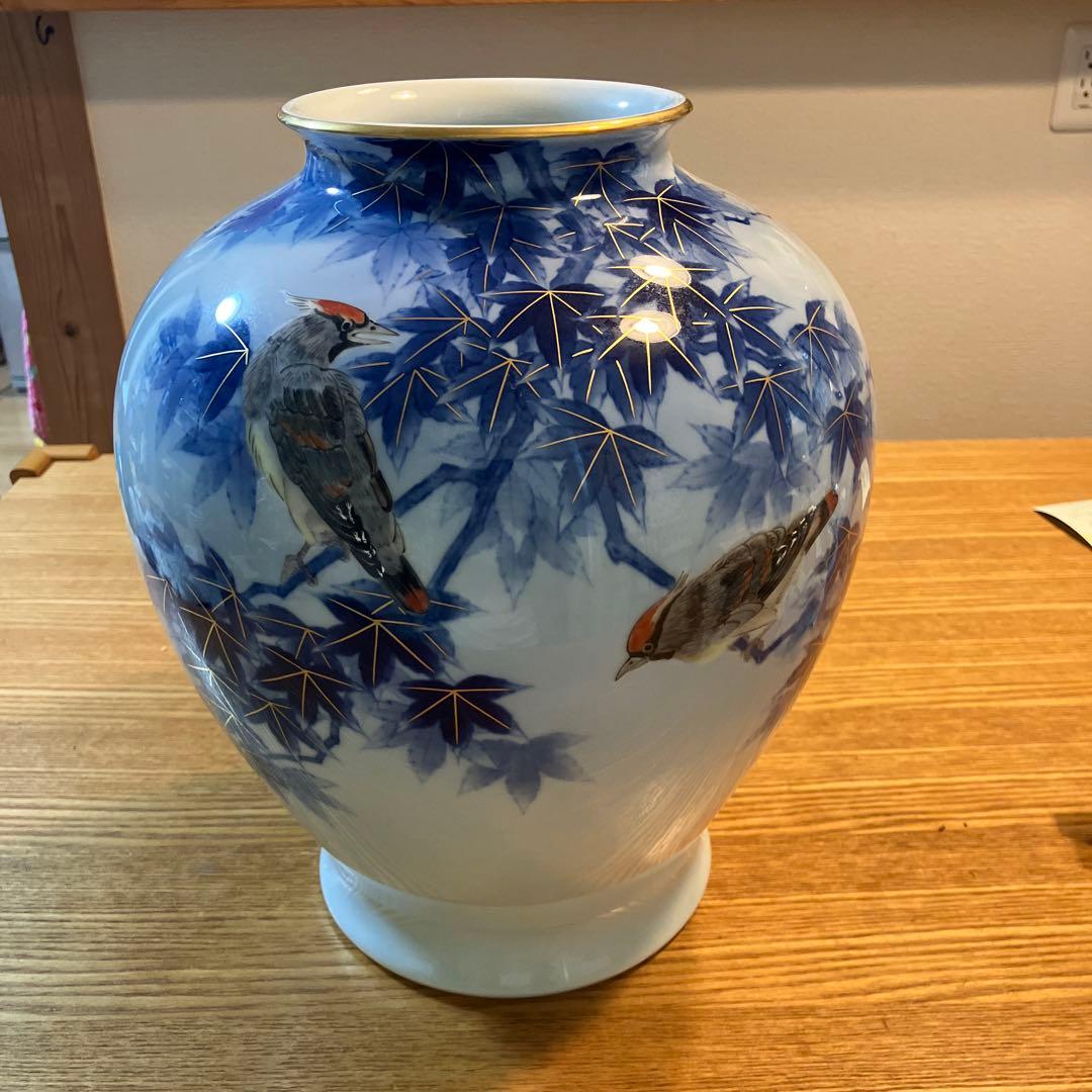 美品　深川製磁　宮内庁御用達　官窯染付　鳥絵　　花瓶1個　高さ約32センチ