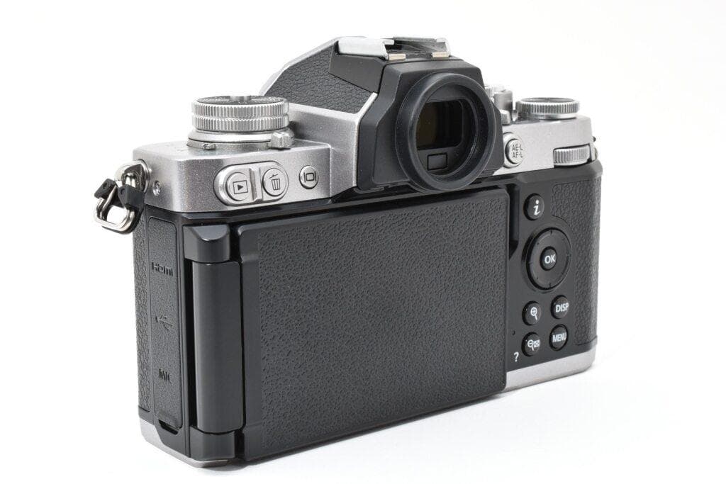 Nikon Z Fc Body ニコン デジタルミラーレス一眼カメラ ボディ