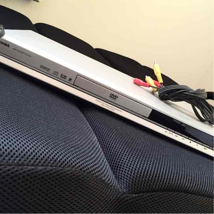 DVDプレーヤー TOSHIBA