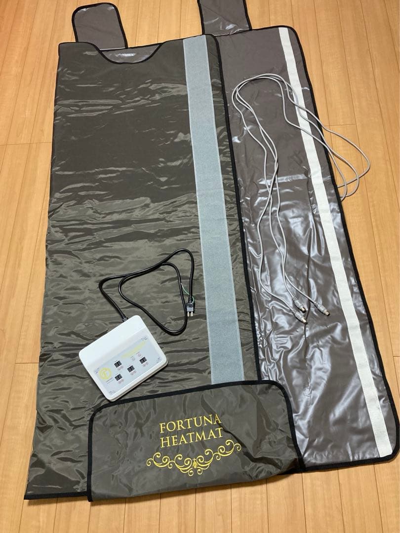 【美品】FORTUNA HEATMAT 遠赤外線 ヒートマット 三つ折りタイプ