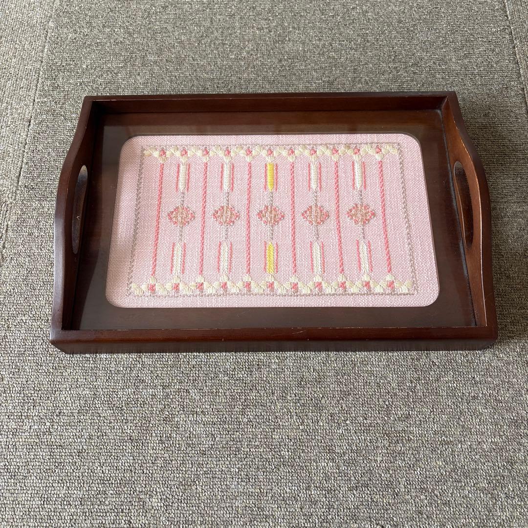 戸塚刺繍　お盆　トレイ　ハンドメイド
