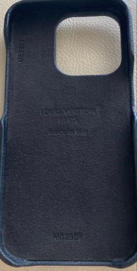 ルイヴィトン　iPhone15Pro ケースモノグラムリバースバンパー