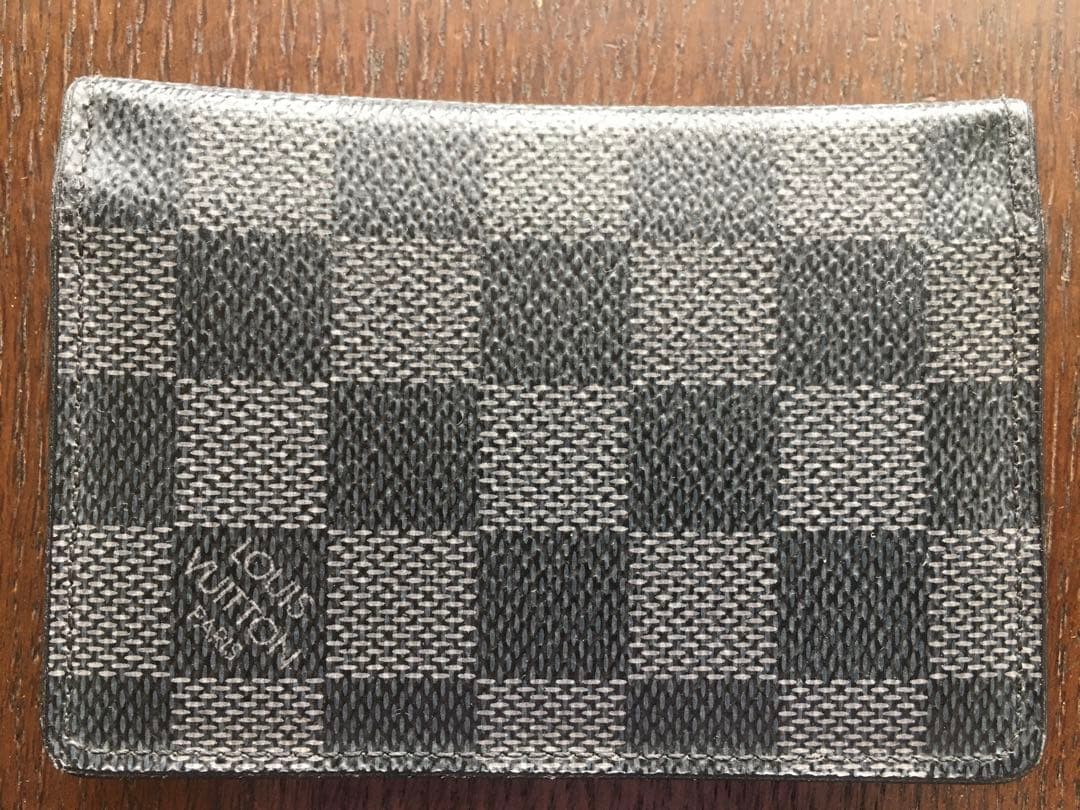 LOUIS VUITTON ダミエ名刺入れ