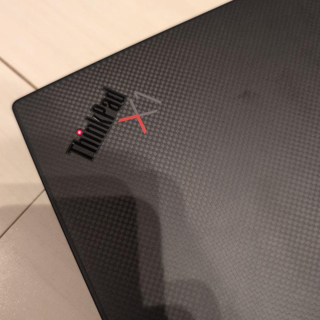 ThinkPad X1Carbon Gen10 OLED 2.8K有機EL