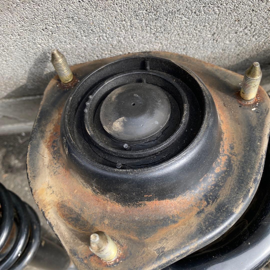 KumaKuma　　ct9a ランエボ7純正ショック ジャンク品