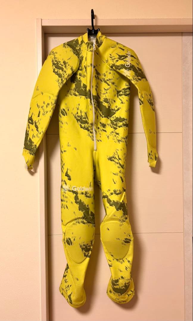 希少(一般非売品)2024-25選手用GOLDWIN　M　ＦＩＳ対応