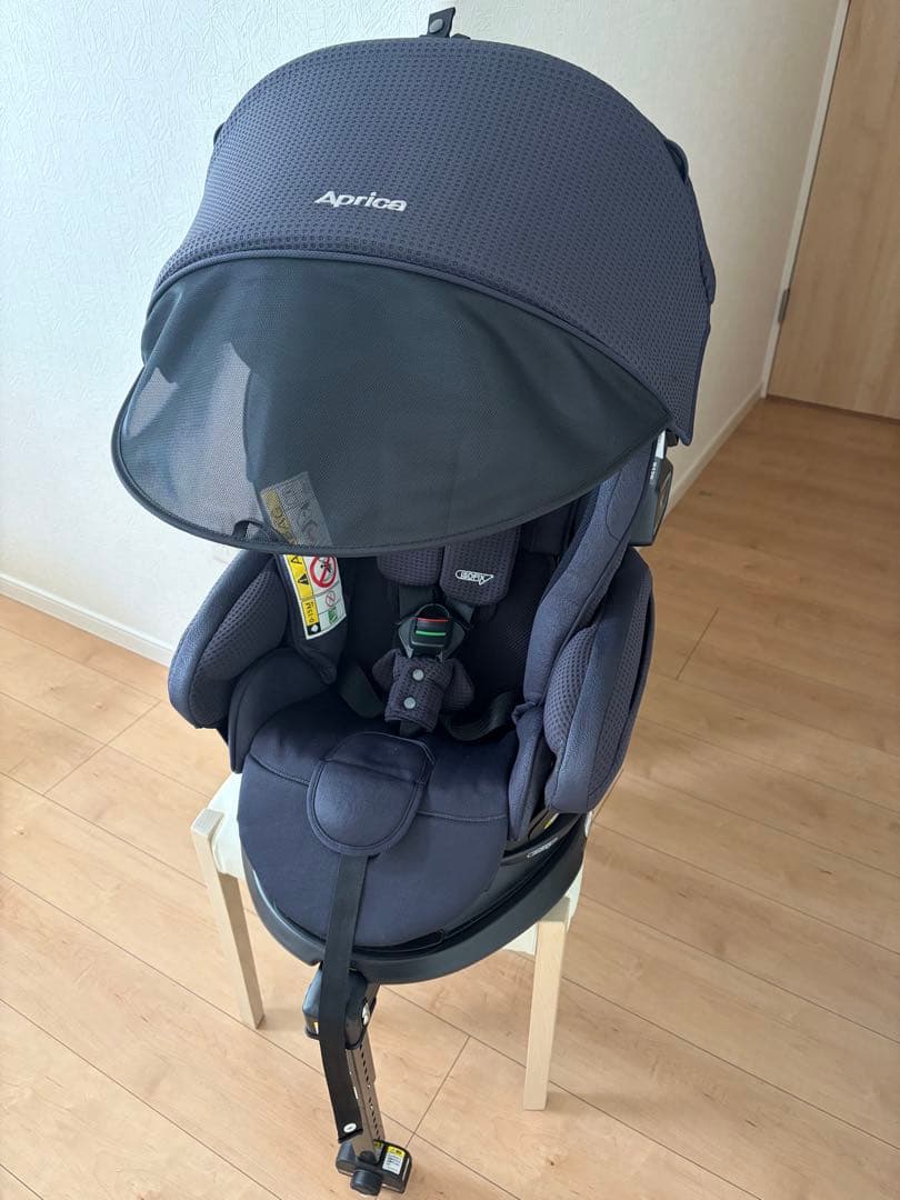 【美品】アップリカ フラディアグロウ ISOFIXセーフティープラス プレミアム
