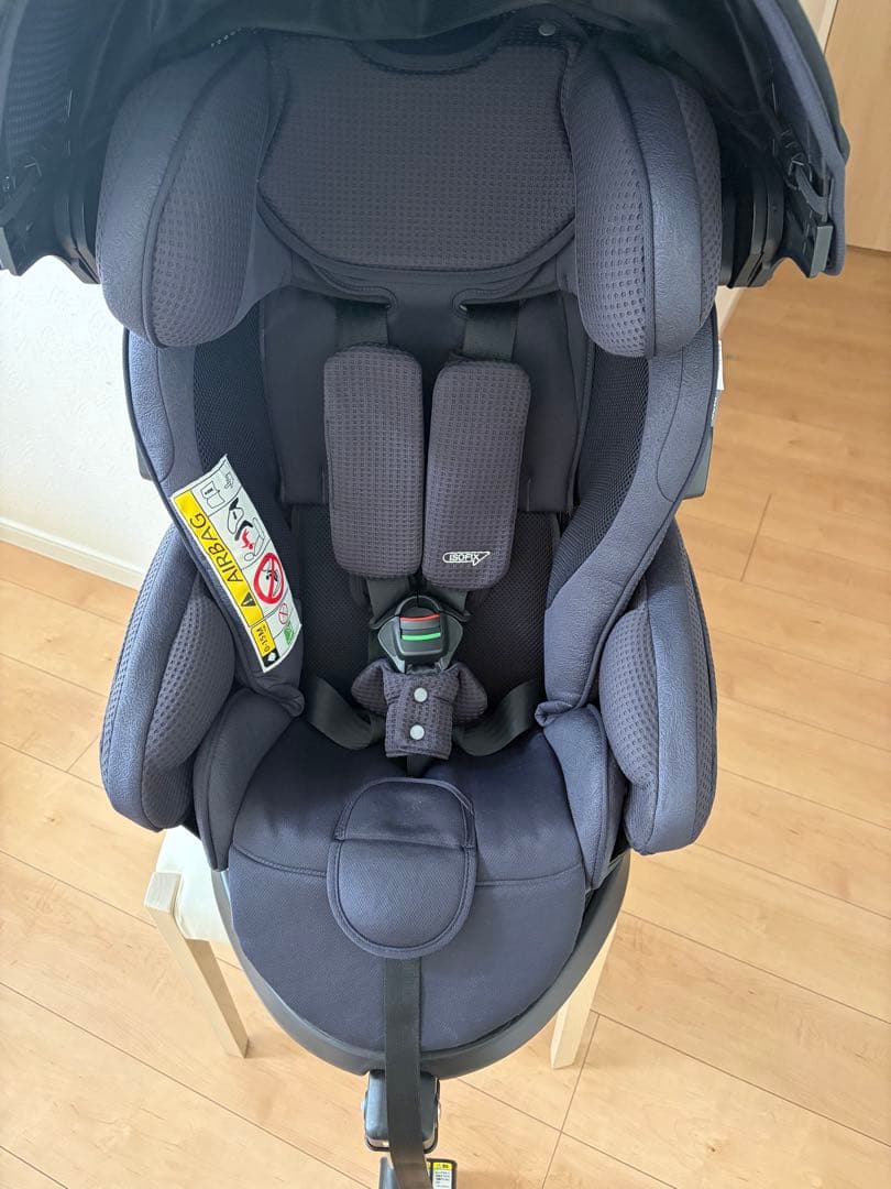 【美品】アップリカ フラディアグロウ ISOFIXセーフティープラス プレミアム