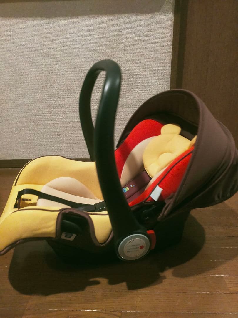 限定 くまのプーさん ファーストキャリー ベビーキャリー ジュニアシート 美品