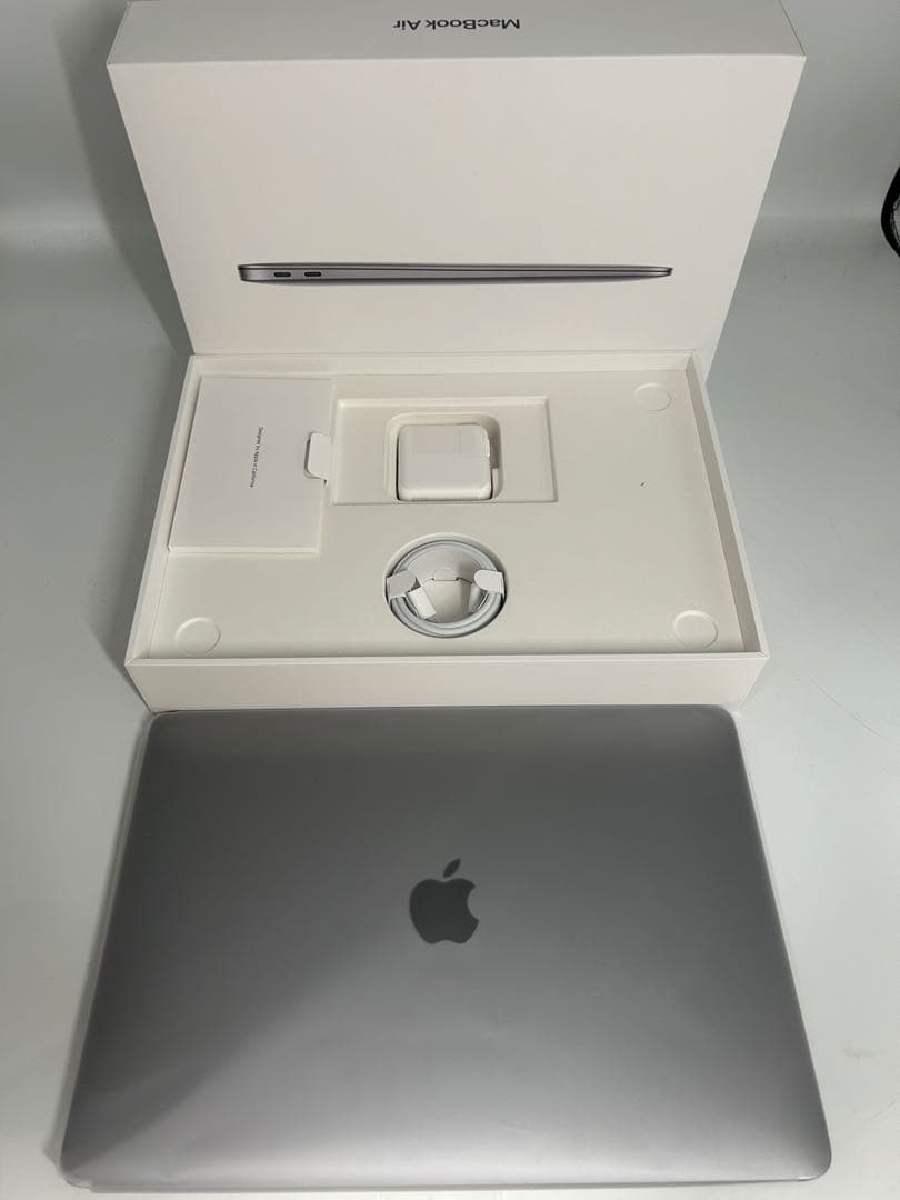 MacBook Air A2337 M1 8GB SSD 256GB 充電20回