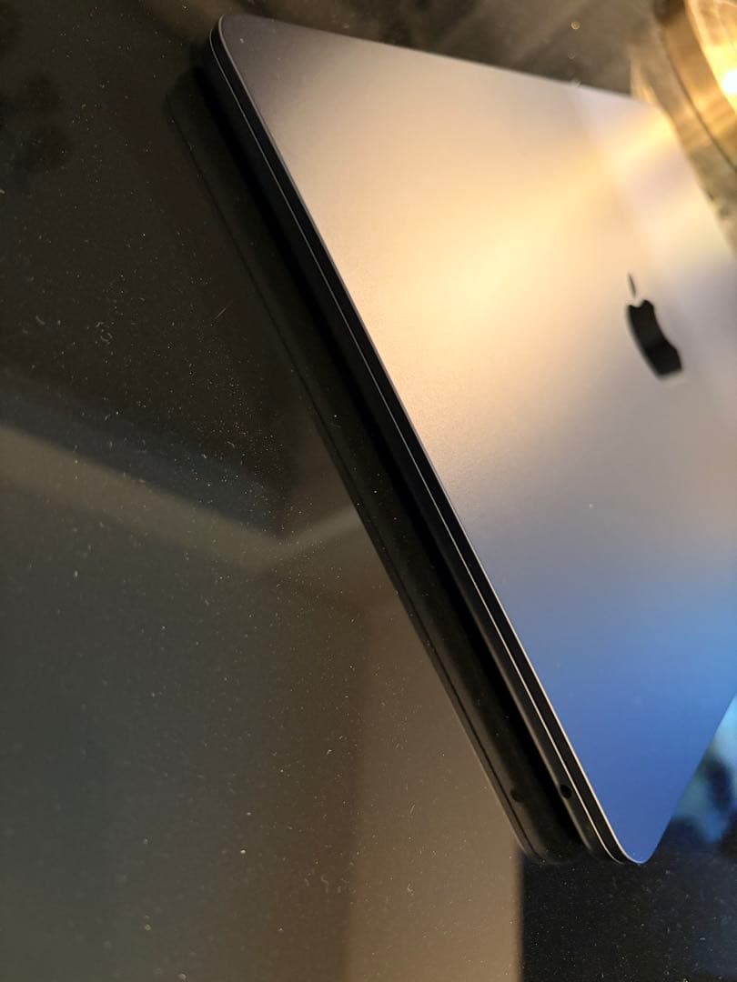 M2 MacBook Air 13インチ 8GB 512GB