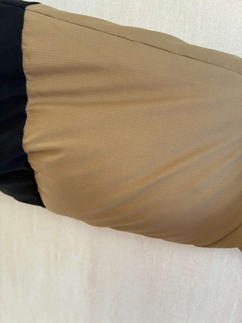 極美品ケルプタン　ND92340バルトロライトダウンジャケット