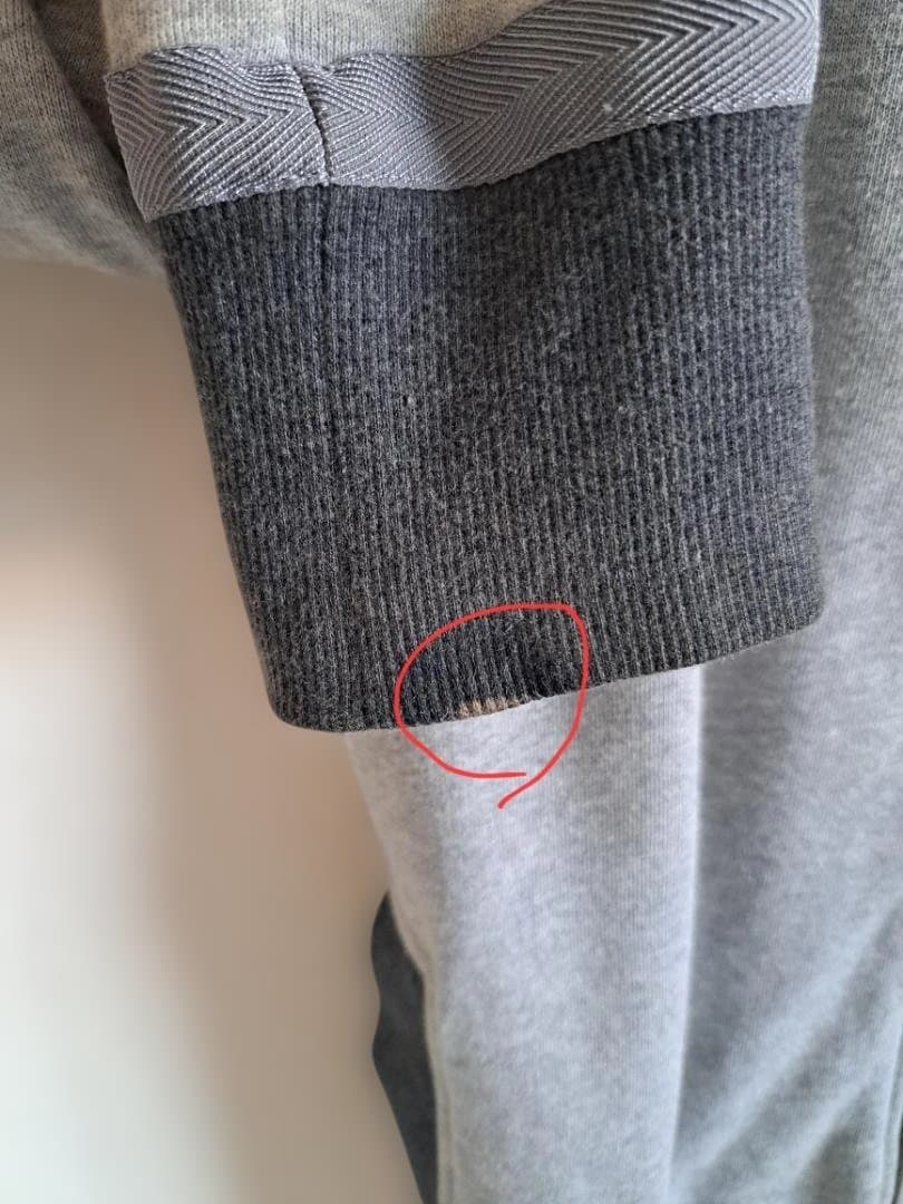 MORINE様シャネル CHANEL パーカー ロゴ 刺繍 リブ 40 グレー