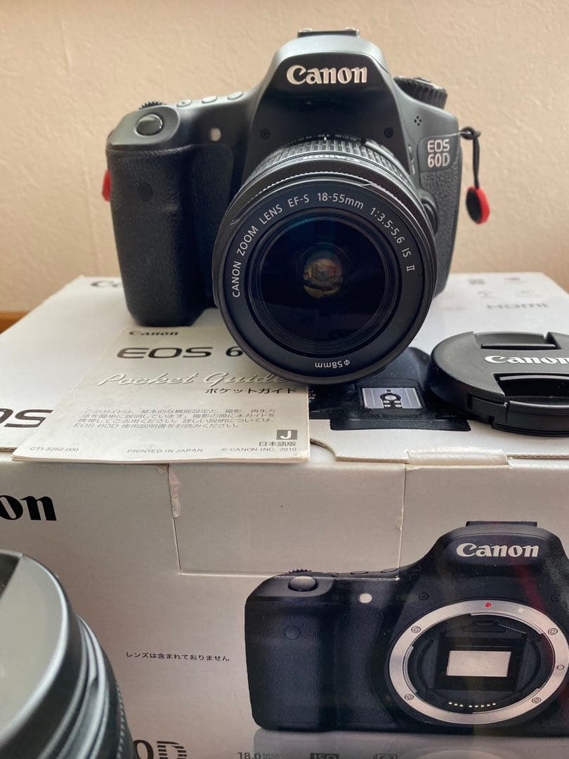 キャノン EOS 60D▪️望遠レンズ2本、標準レンズ1本　バッテリー2個付き