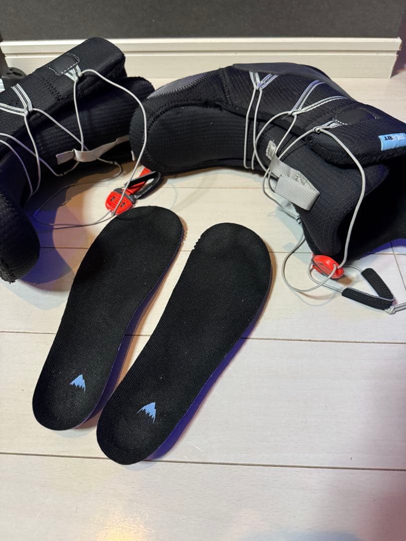 Burton ミント BOA® ワイド スノーボードブーツ 25㎝