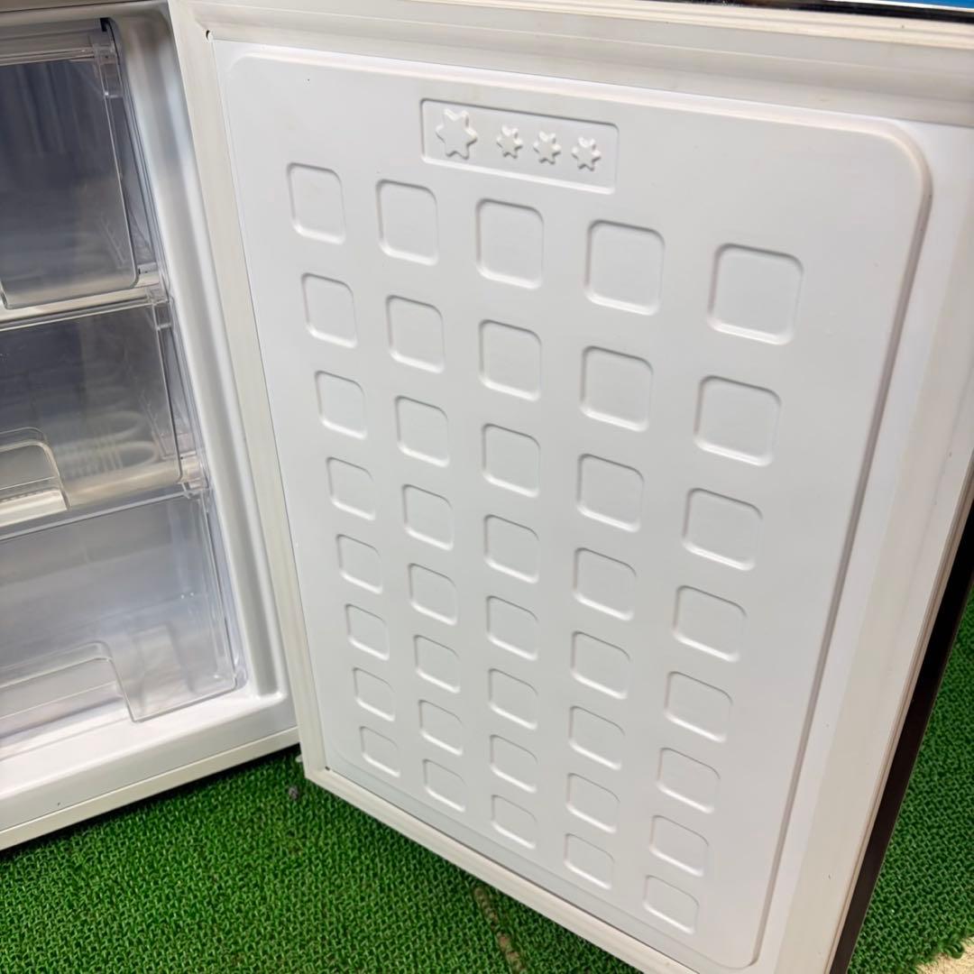 745レトロデザイン冷蔵庫！！　小型　一人暮らし　2ドア　右開き　ブラックカラー