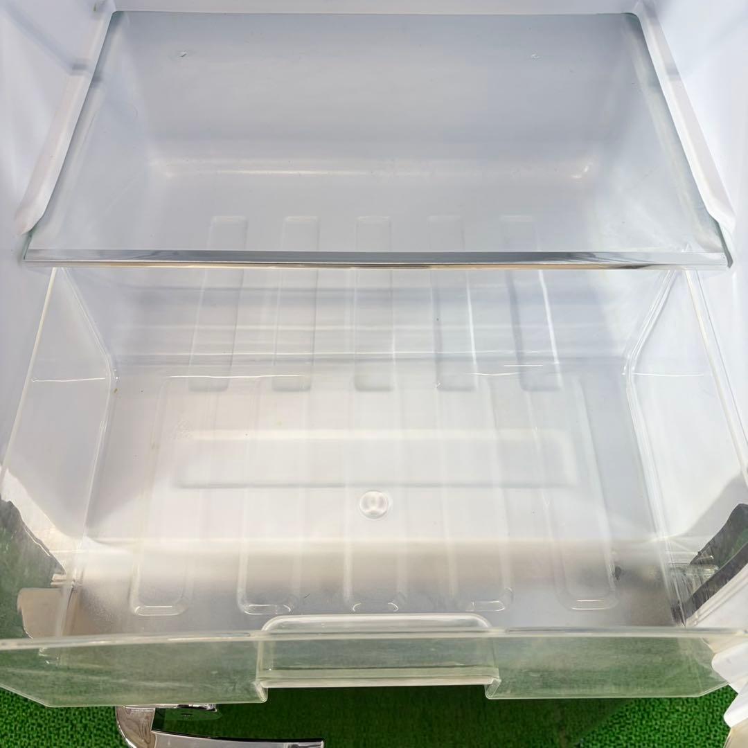 745レトロデザイン冷蔵庫！！　小型　一人暮らし　2ドア　右開き　ブラックカラー