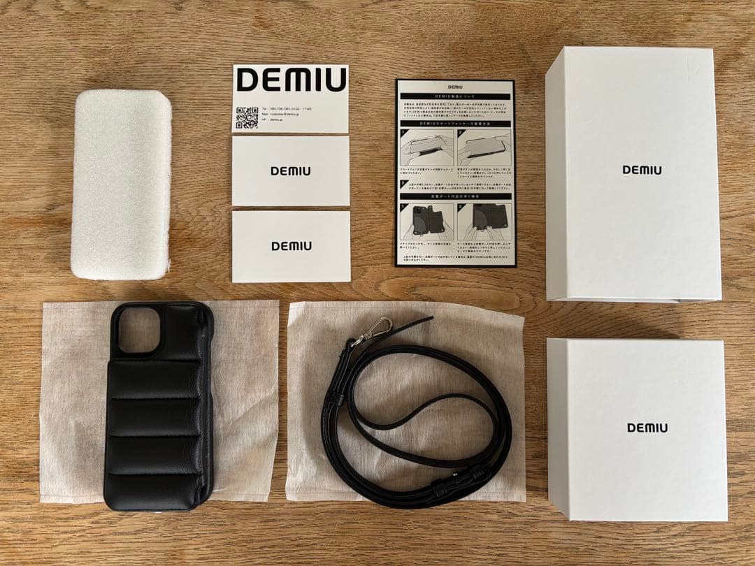 DEMIU BALLON iPhone15 ストラップ付 中古 送料無料