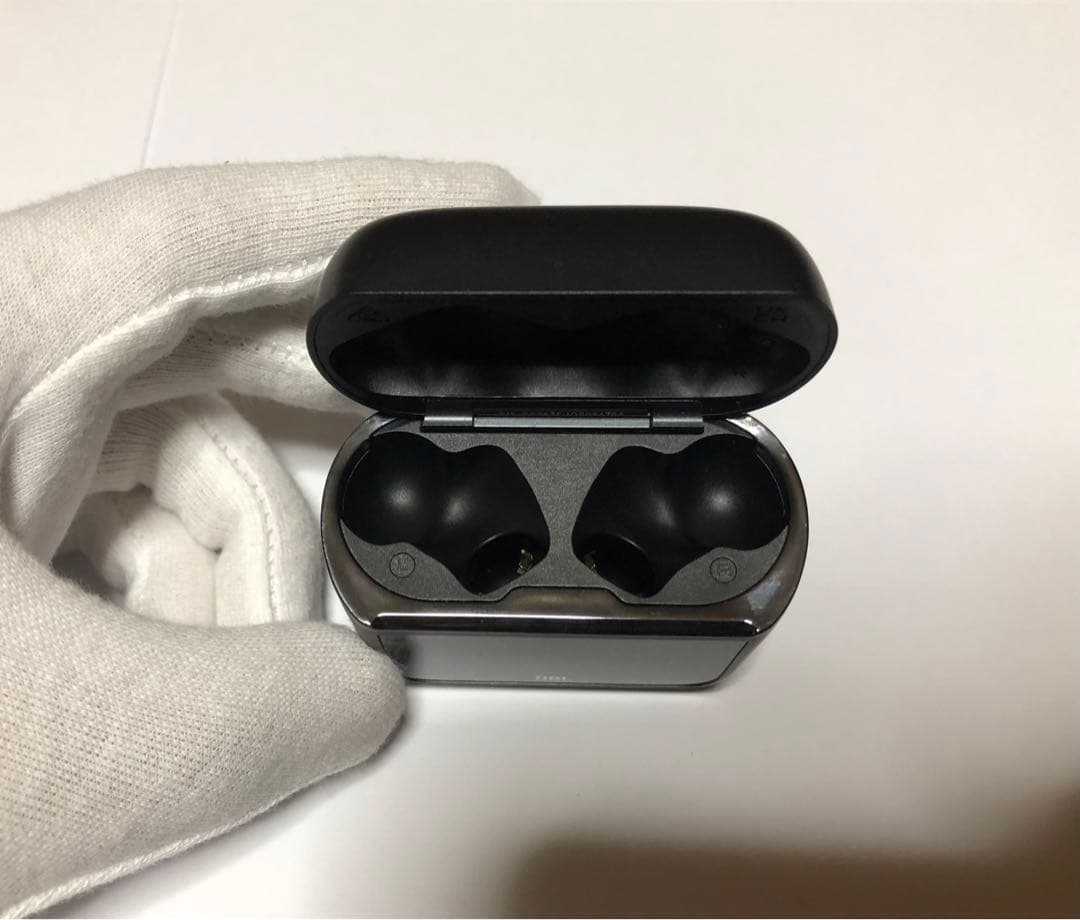 【最終値下げ】【中古美品】JBL TOUR PRO3 ブラックワイヤレスイヤホン