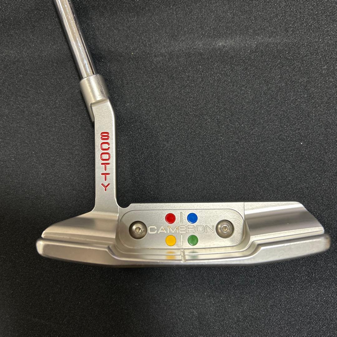 スコッティキャメロンニューポート2 33インチ　ヘッドカバー、グリーンホーク付