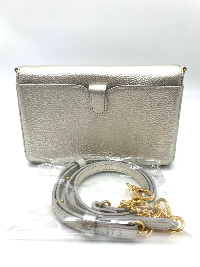 デンハマノ　ブランド　シルバー　ショルダーバッグ　パーティーバッグ　レザー